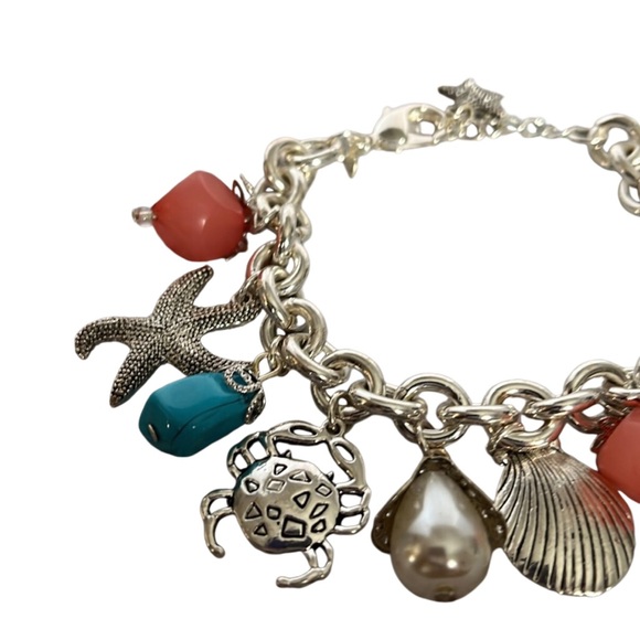 Avon Silver Plated Nautical Charm Bracelet. Pre owned. - Picture 3 of 5